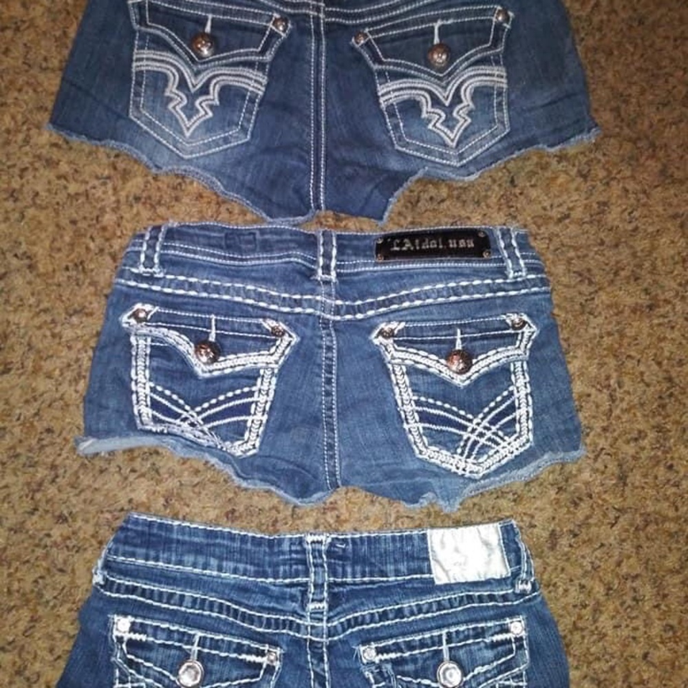 La idol shorts size S
